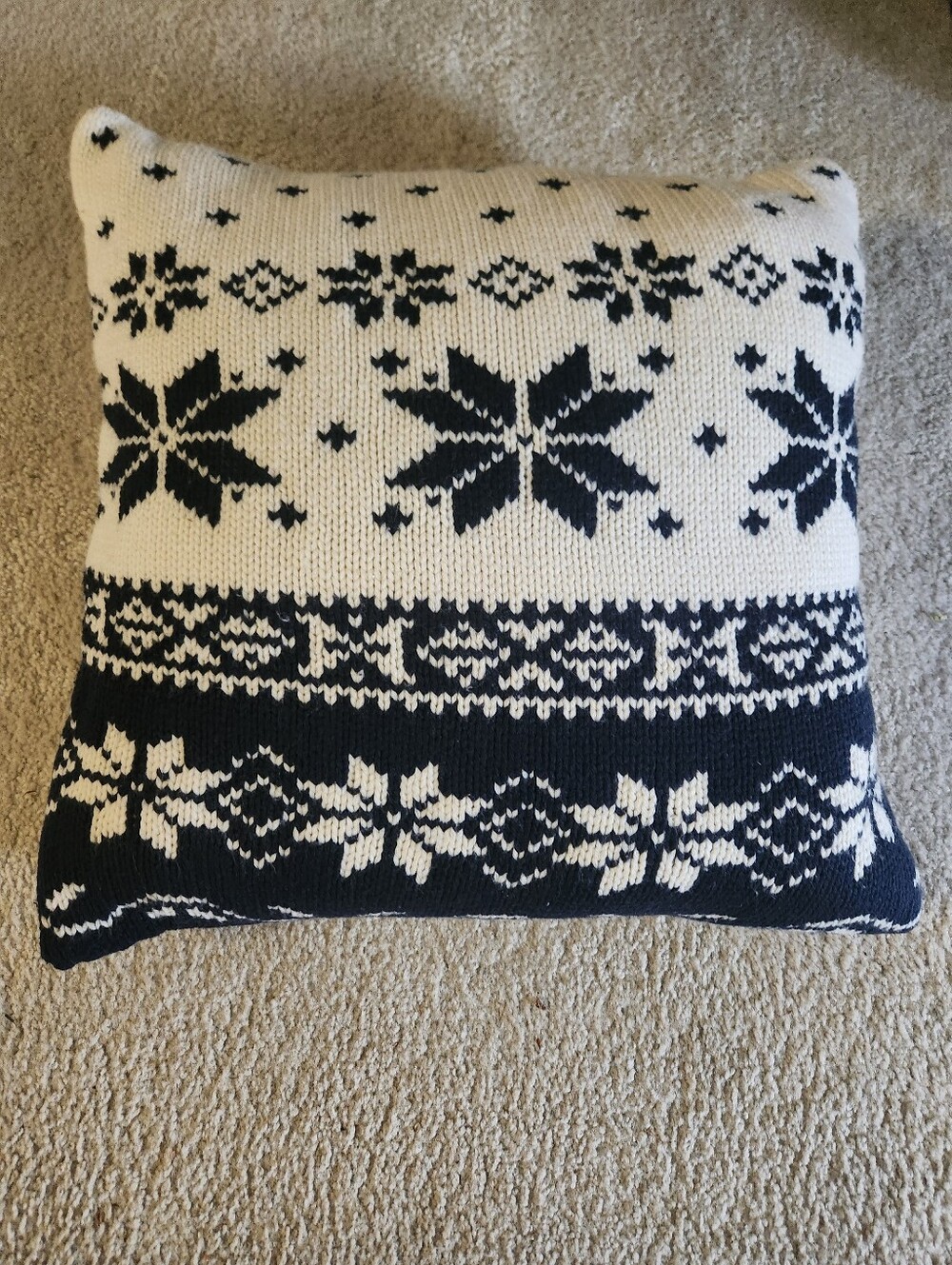 2 Cozy Blue & White Snowflake Knit Throw Pillows - Ralph Lauren Brynden knit